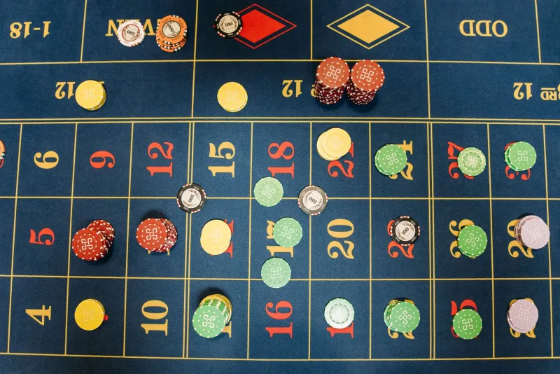 Hot Months, Cold Logic: How Seasonal Betting Patterns Are Quietly Emptying Your Wallet